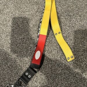 Disney Mickey Mouse reversible lanyard for pin trading